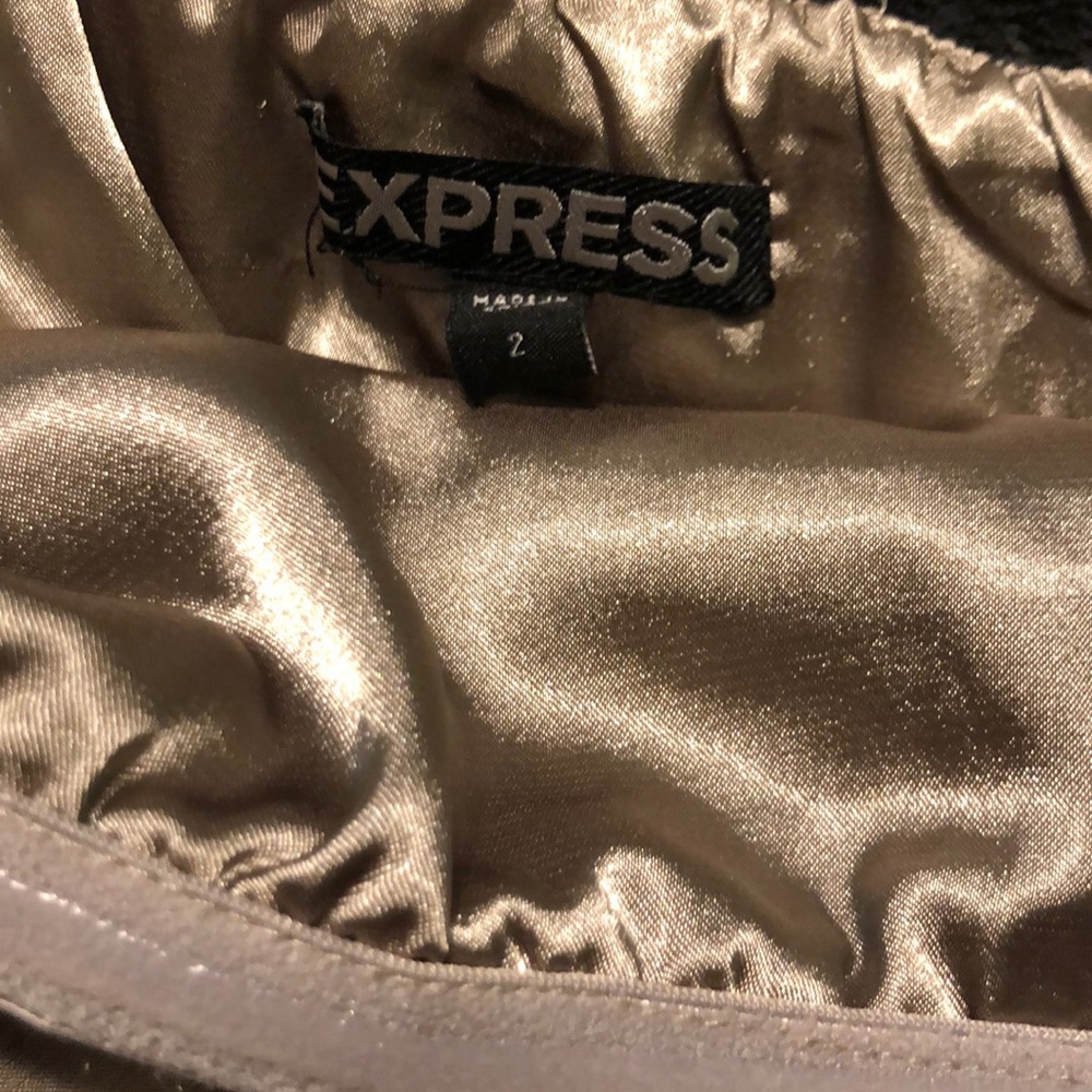 Express Strapless Dress - Picture 4 of 6